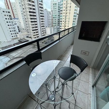Апартаменти Apartamento 2 Quartos Central Diferenciado Балнеаріу-Камборіу Екстер'єр фото